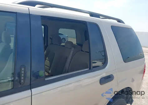 2004 Ford Explorer Xlt z USA, uszkodzony, nr VIN 1FMZU63K54UB65998